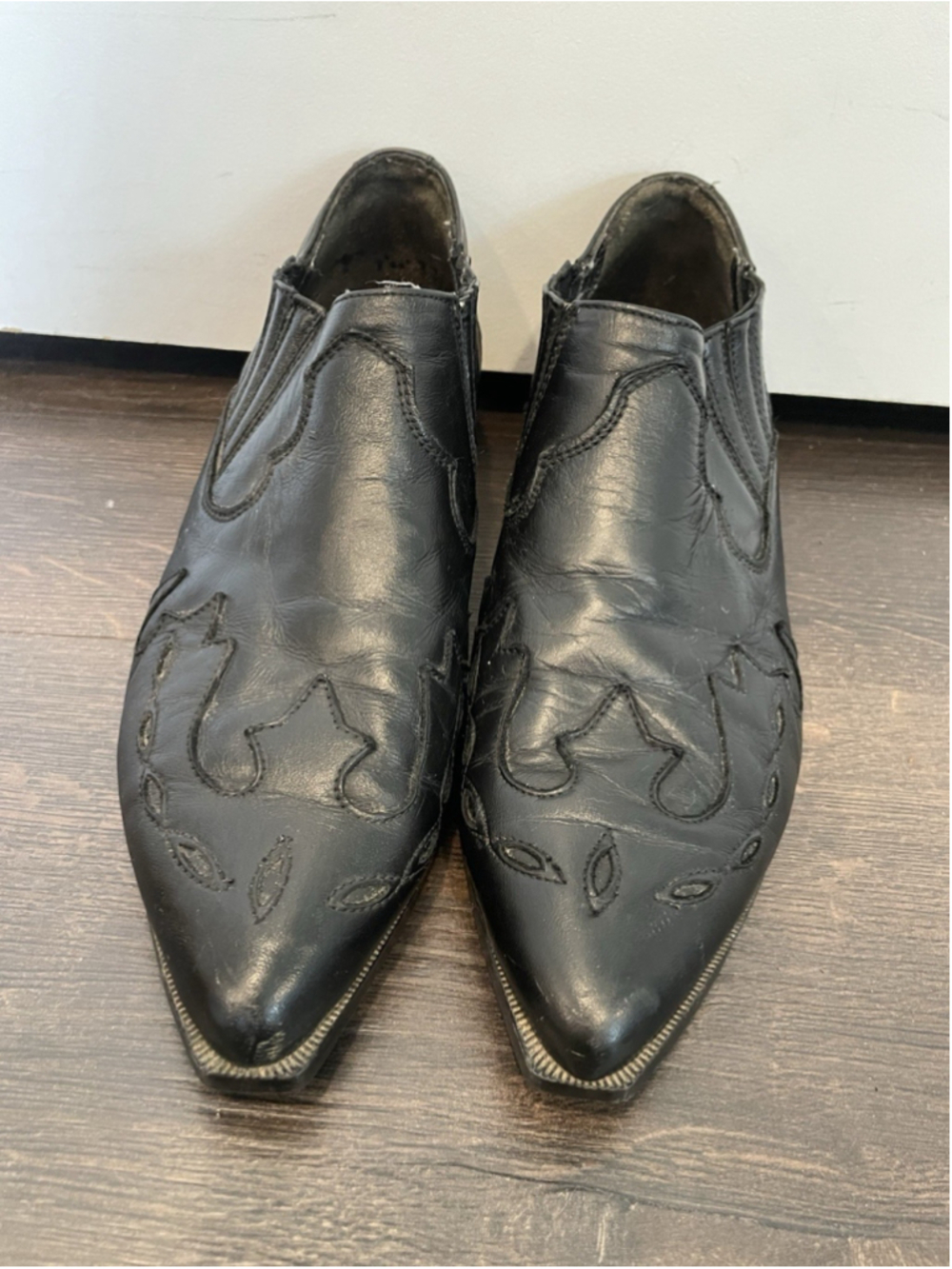 Vintage Black Leather Western Style Boho Loafer Booties Cowgirl Pointed Toe 7.5 - Picture 7 of 10